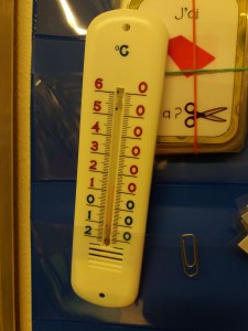 En classe grise, il fait 8°...